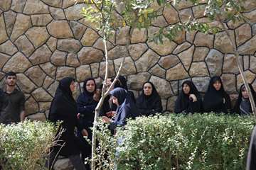 مراسم رونمایی از یادمان شهدای گمنام